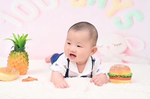 诸城宝宝在妈妈肚子里